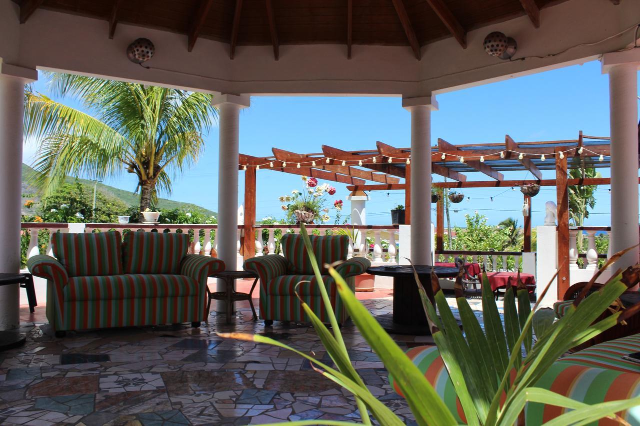 Fern Tree Bed And Breakfast Frigate Bay ภายนอก รูปภาพ